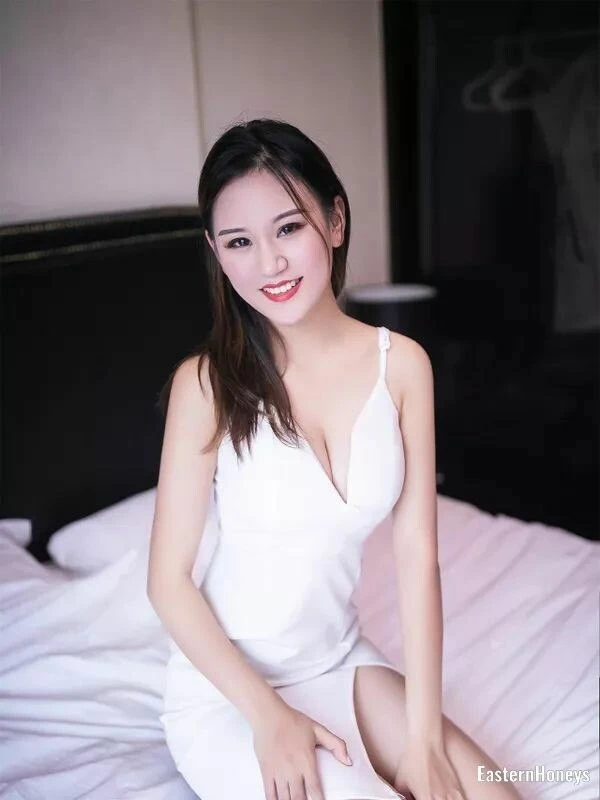 Rongfen Profile image 2