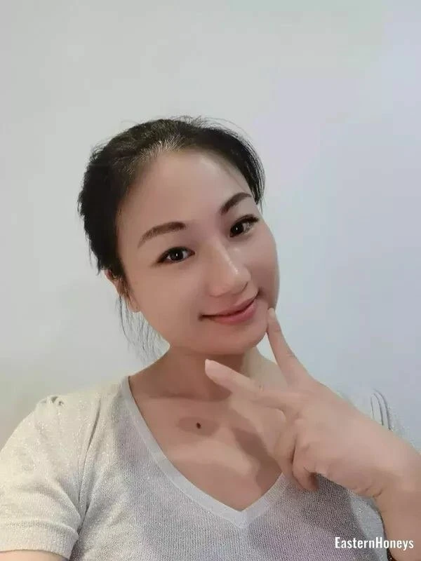Ivy Profile image 2