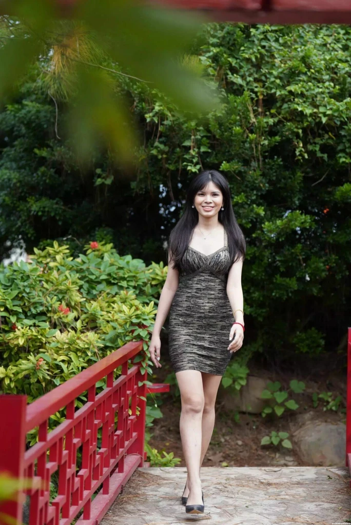 Dolores Profile image 4