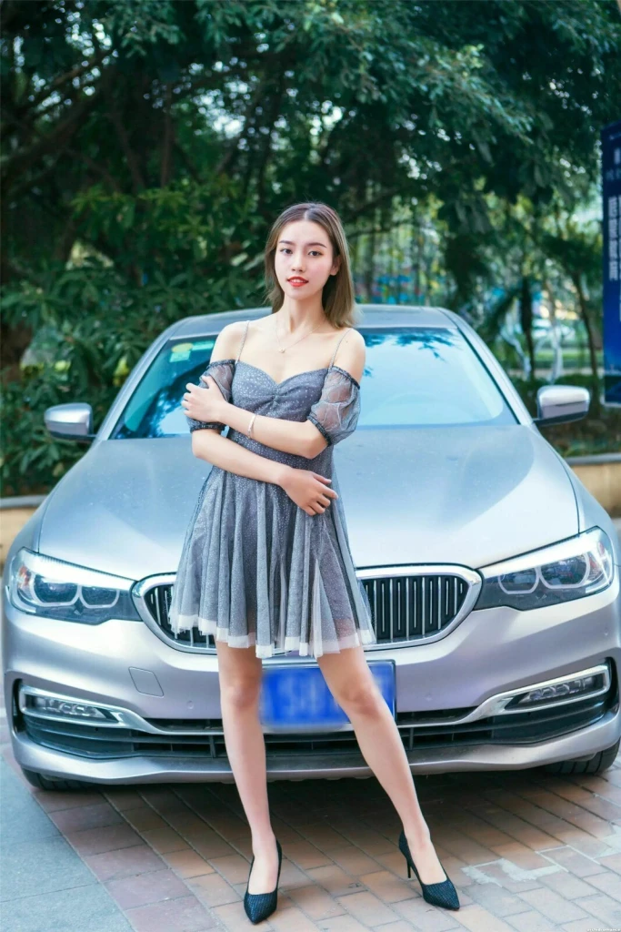 Yuehui Profile image 3