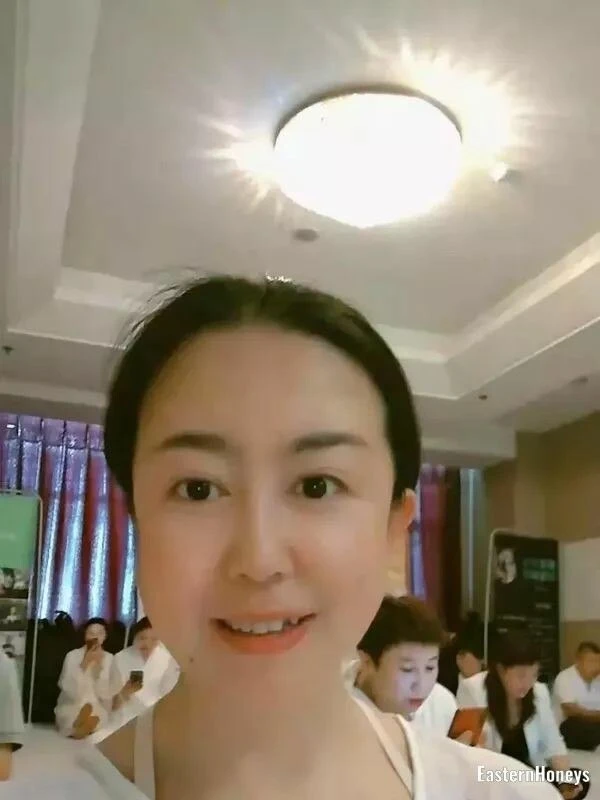 Jiayi Profile image 1