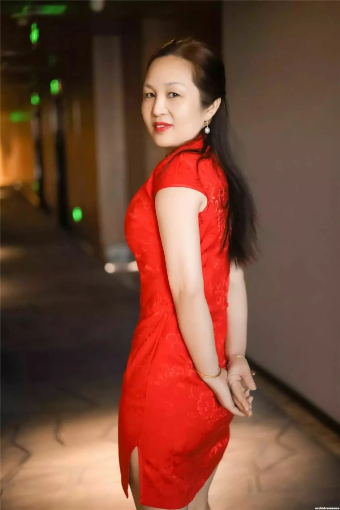 Liangrong Profile image 4