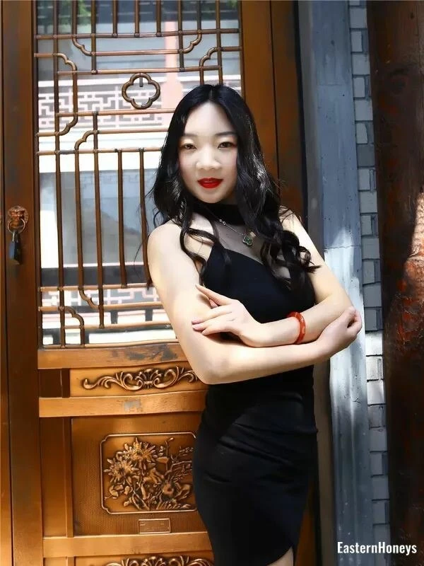 Jie Profile image 2