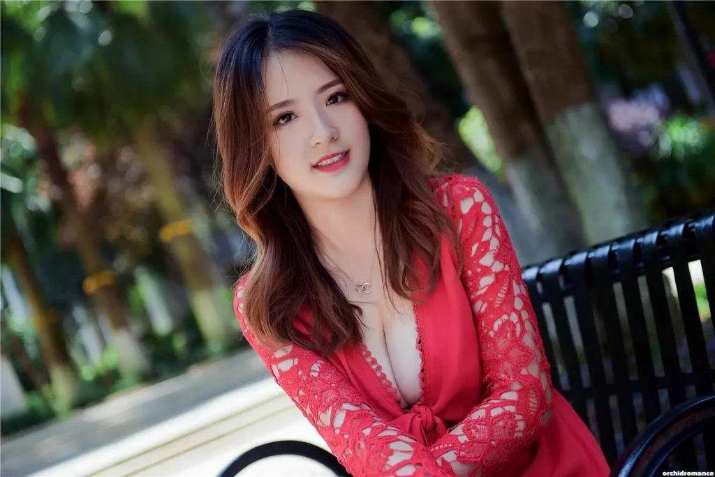 Jia Profile image 4