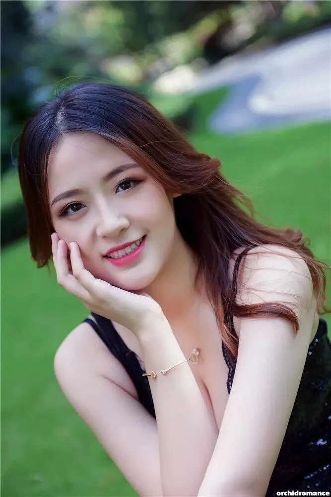 Jia Profile image 2