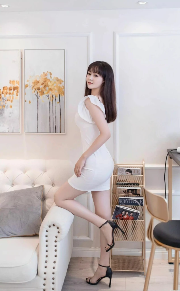 Lixia Profile image 2