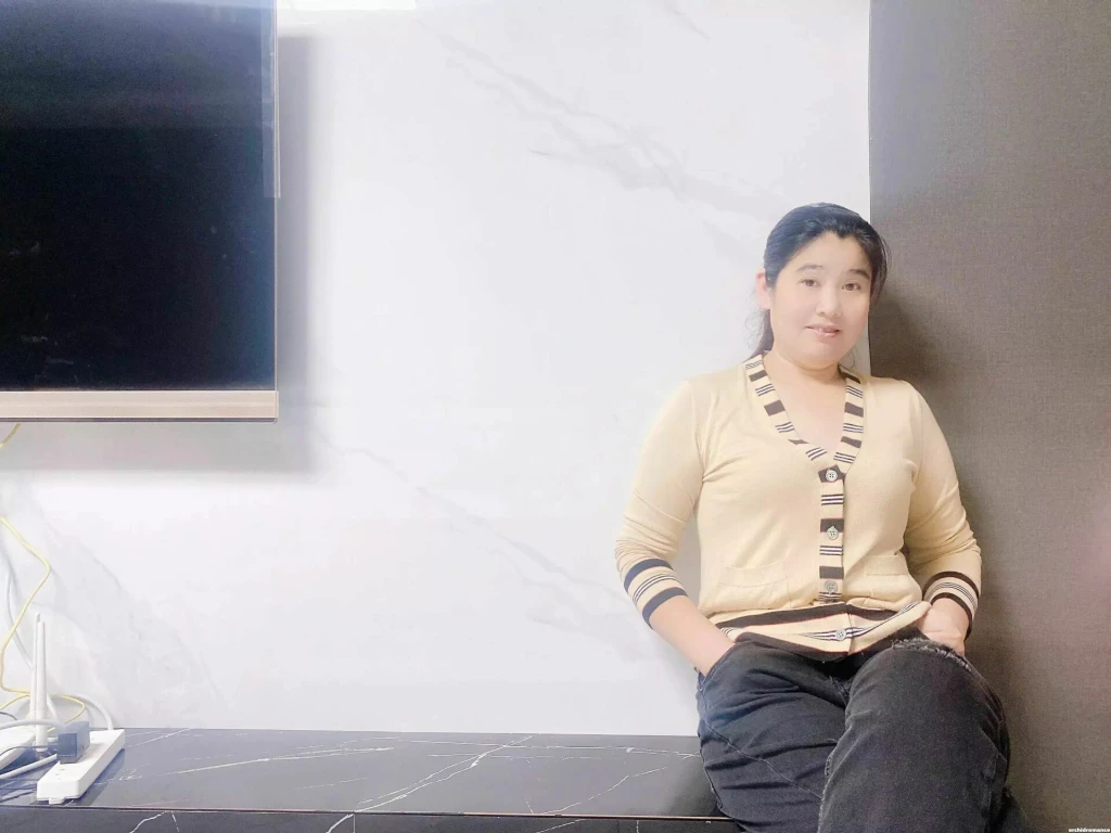 Lihua Profile image 3