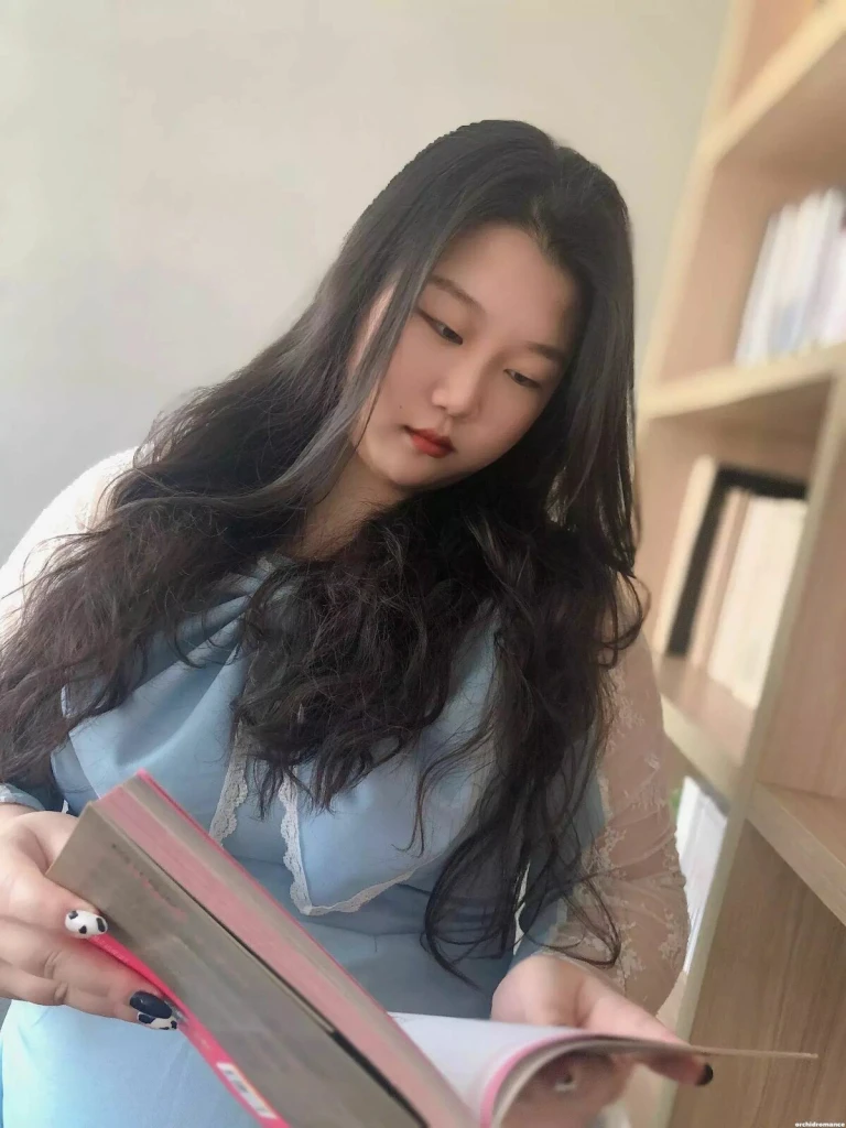 Hongyu Profile image 1