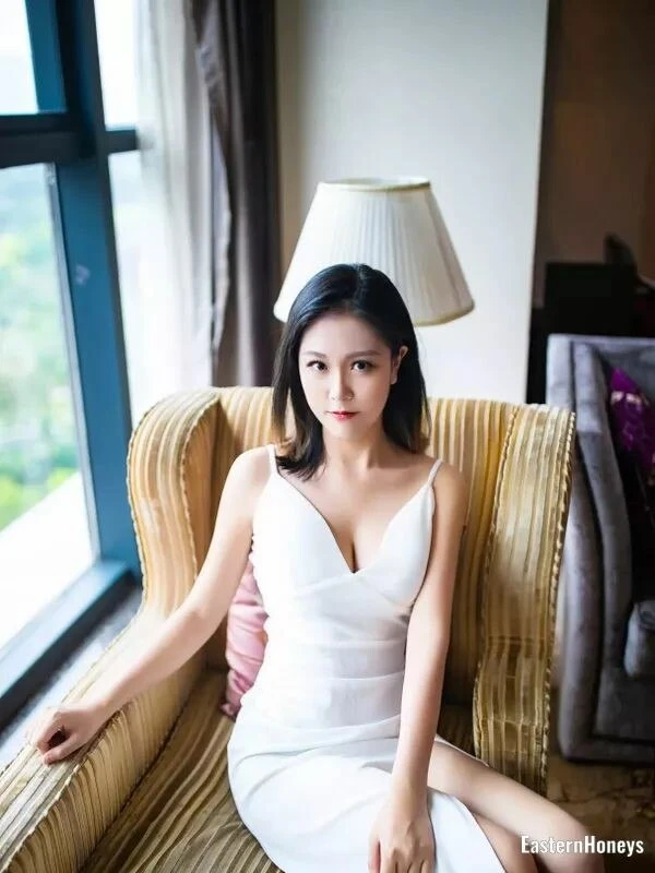 Anna Profile image 4