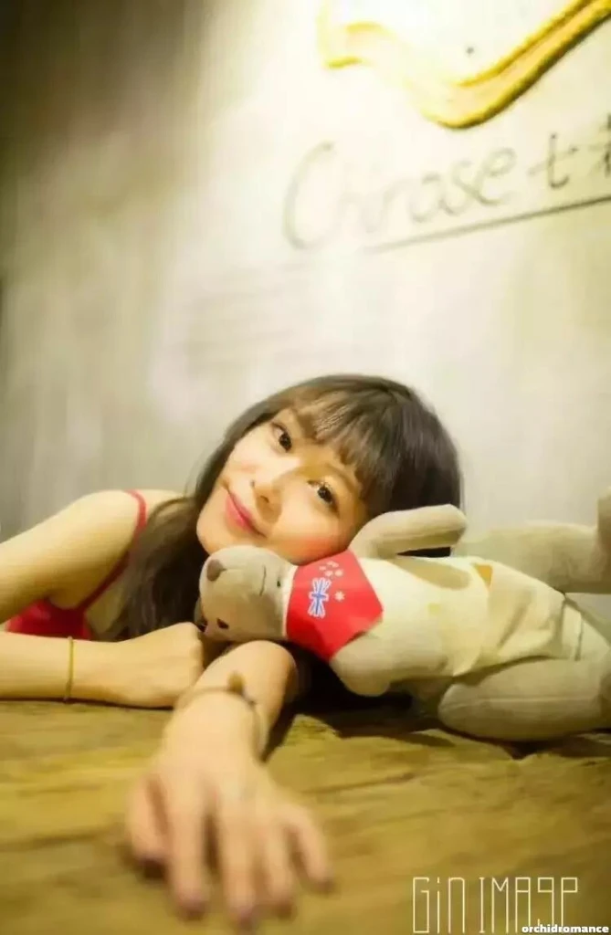 HaiZhuo Profile image 2