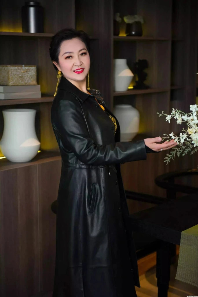 Jiafeng Profile image 4