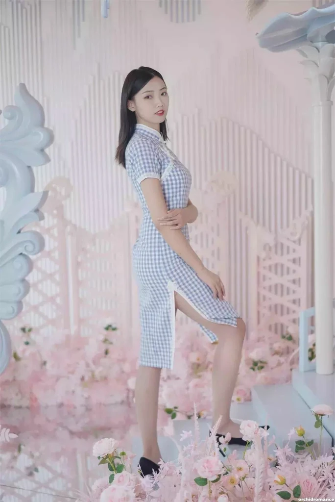 Jingyi Profile image 3
