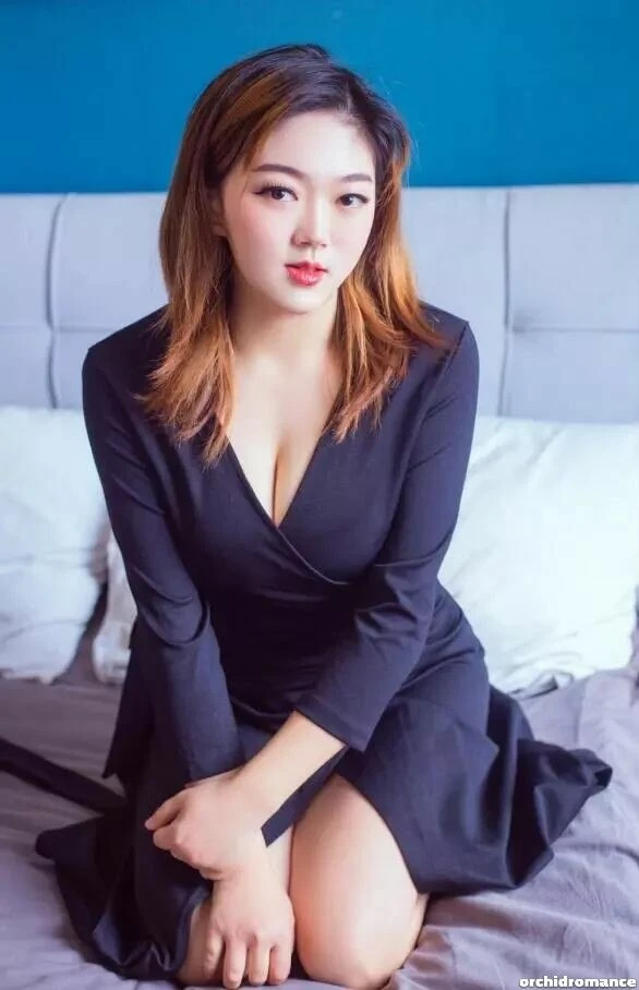Xiaotong Profile image 2