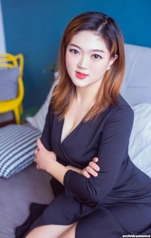 Xiaotong Profile image 3